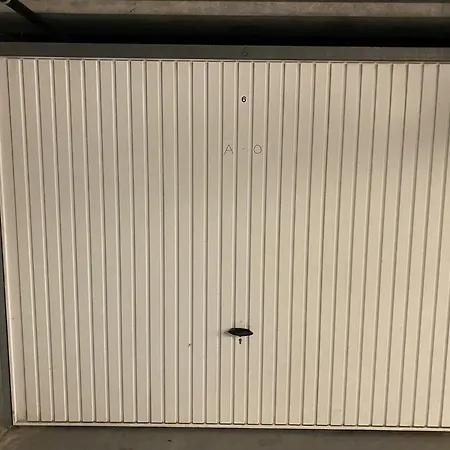 דירה With Two Bedrooms And Garage Box מידלקרק